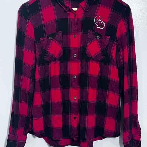 Red and Black Plaid Button-Up Shirt - Picture 2 of 9